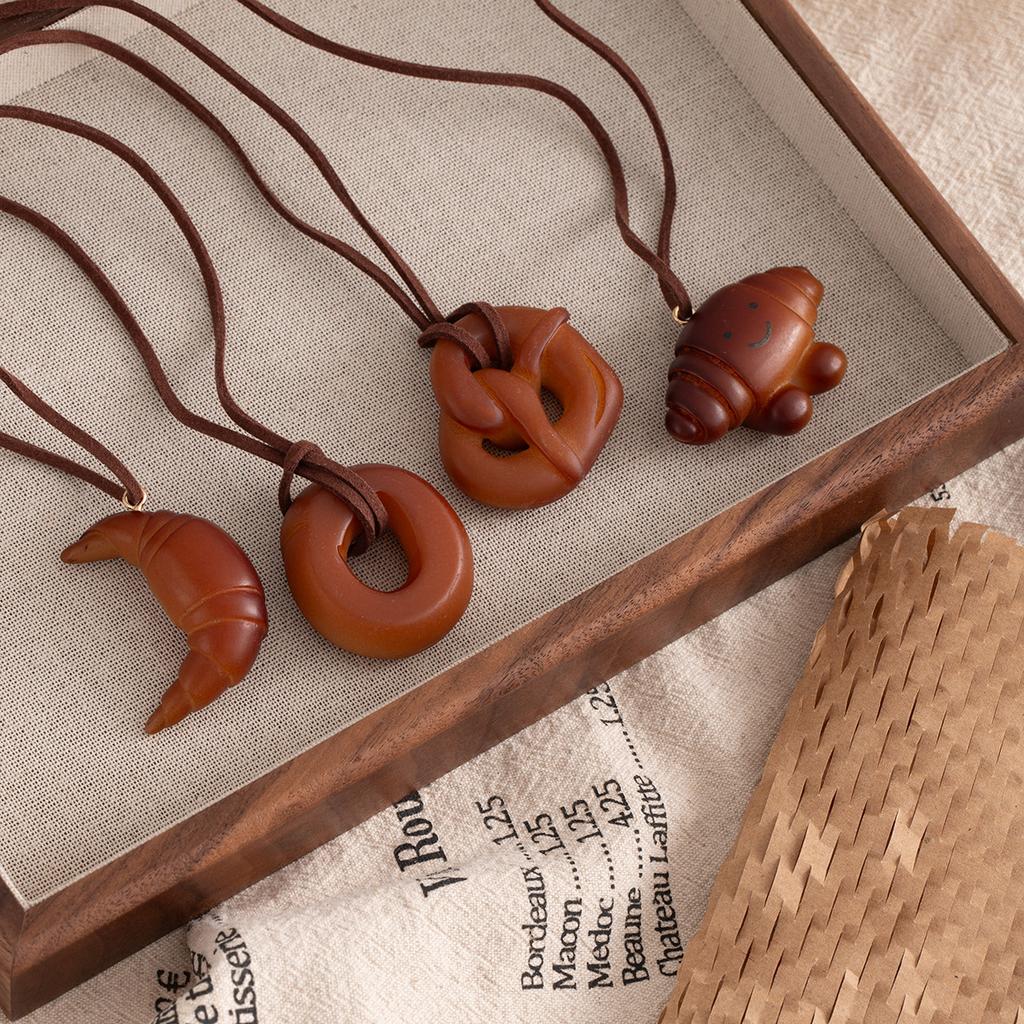 Creative Retro Resin Croissant Pendant Long Necklace Niche Simple Cute Item