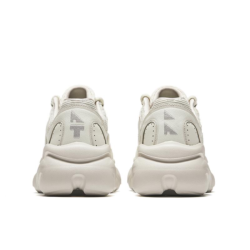 Anta Lifestyle Series Trendy Thick Durable Lightweight Low-Top Casual Shoes Women sneaker Ivory-White 122438886R-1
