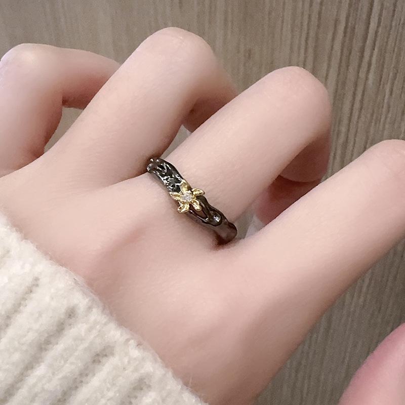 

Butterfly Dance Series Sweet Cool Spice Girl Butterfly Index Finger Ring High Street Punk Style Contrast Color Open Ring Personality Niche Ring Adjustable opening