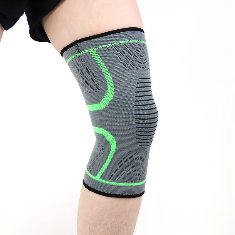 Geometrische Anhängerkette mit großen und kleinen Quadraten