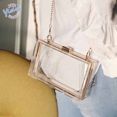 Kadınlar Sevimli Şeffaf Çanta Akrilik Kutu Debriyaj Çanta, Şeffaf Crossbody Akşam Çanta Stadyum Onaylı Zincir Askı