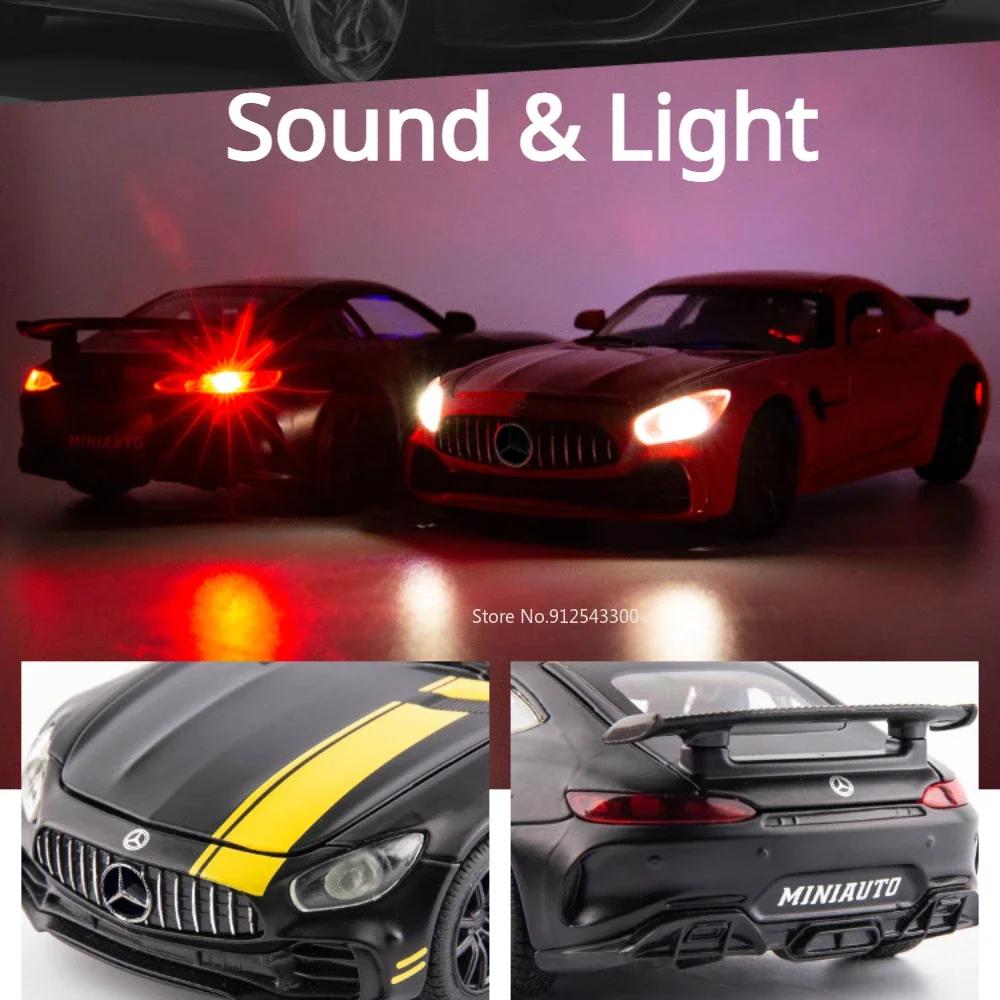 1:32 GT C260 Sports Car Model Toy Alloy Diecasting Doors Opened Pull Back Vehicle Models Sound Light Collection Gift for Boys