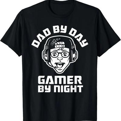 Mens Dad By Day Gamer By Night Funny Gaming Gift T-Shirt