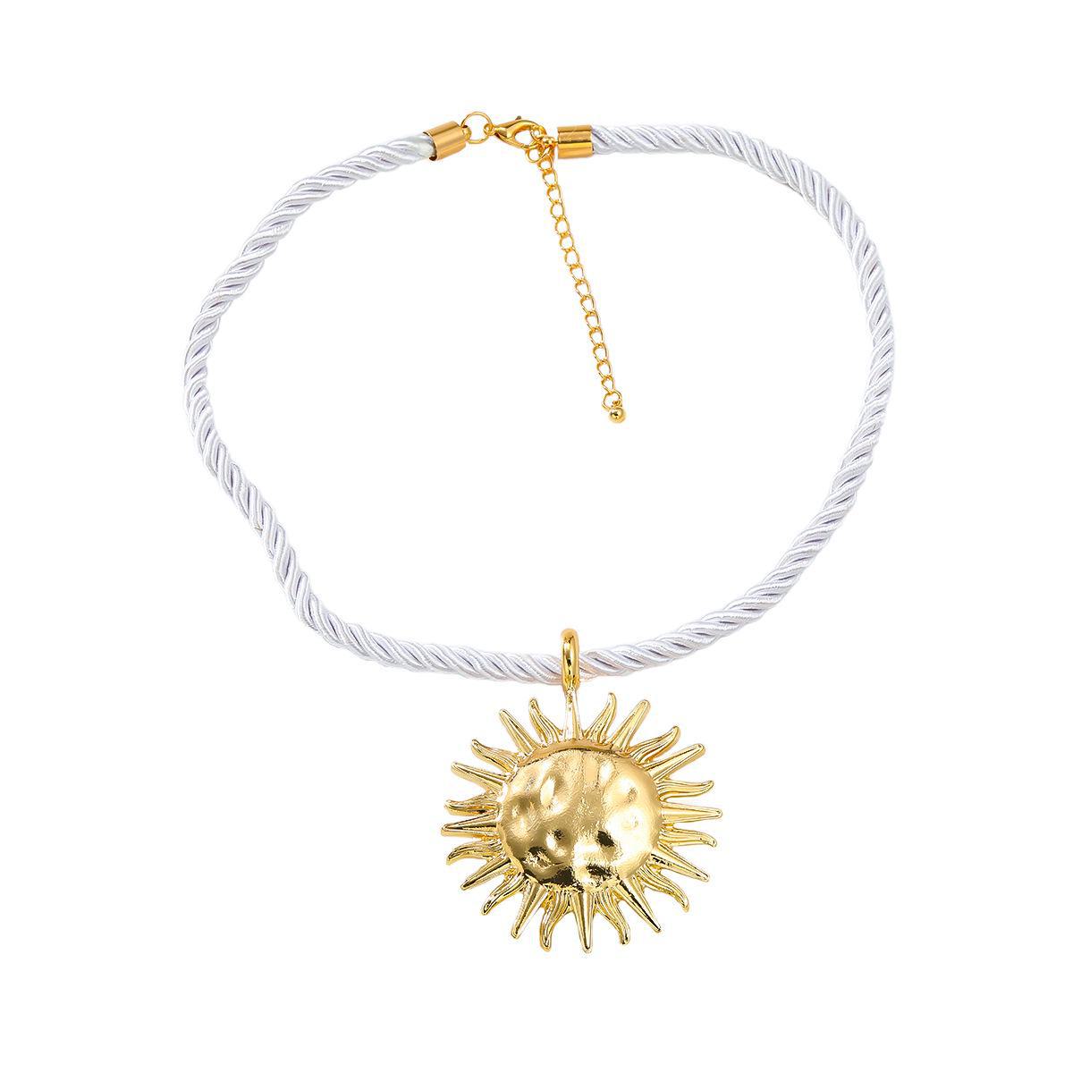 

Ожерелье с подвеской в виде подсолнуха в стиле «Богема»: Европейский и американский стиль