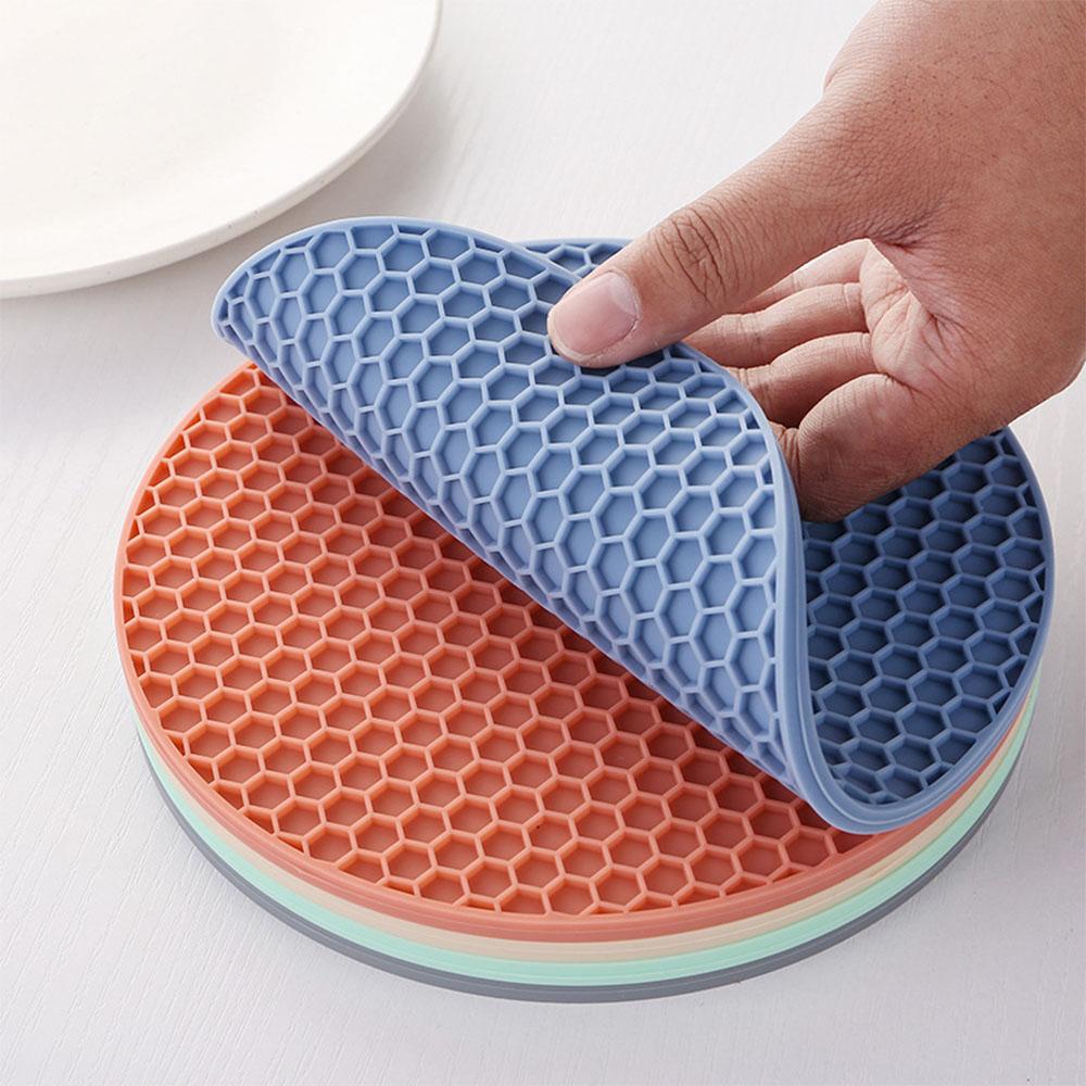 18cm Round Silicone Non-slip Heat Resistant Mat Coaster Cushion Placemat Pot Holder Kitchen Accessories