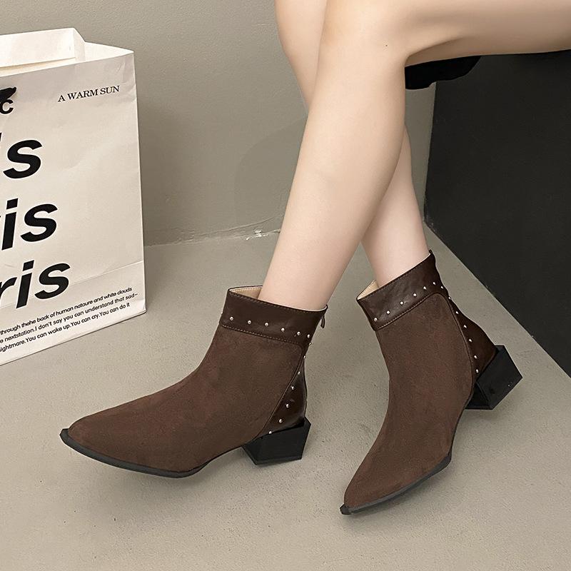 Thick-heeled Short Boots Women's 2026 Autumn and Winter New Engagement Toast Red Bride Shoes Xiuhe Chinese High-heeled Wedding Boots