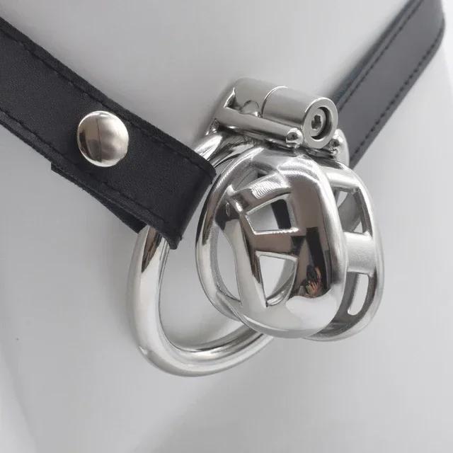 2024 New Cobra Metal Chastity Cage Devices Chastity Belt Penis Lock Cobra Penis Cage Cock Rings Men Cuckold Lockdown Bird Adult Sex Toys 18+