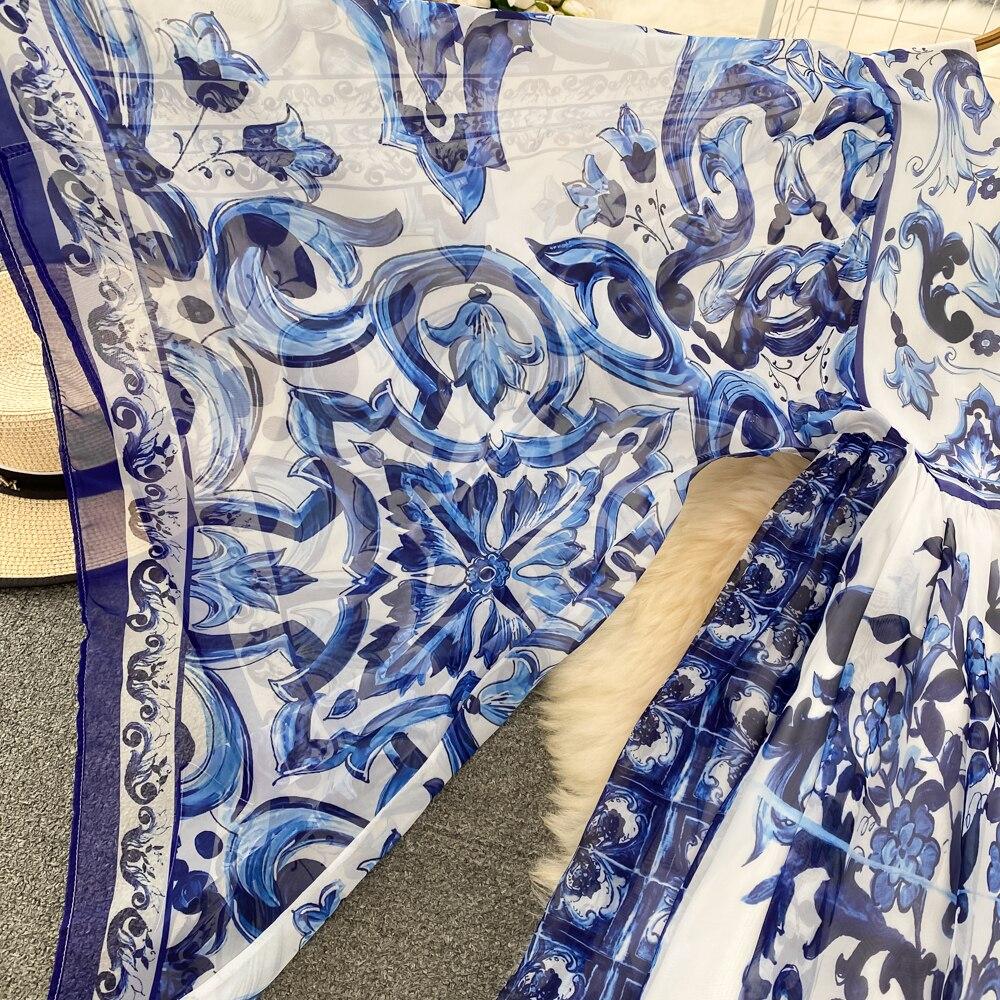 Retro Palace Wind Round Collar Bell Sleeve Loose Blue and White Porcelain Printed  Dress Elegant Temperament Large Skirt