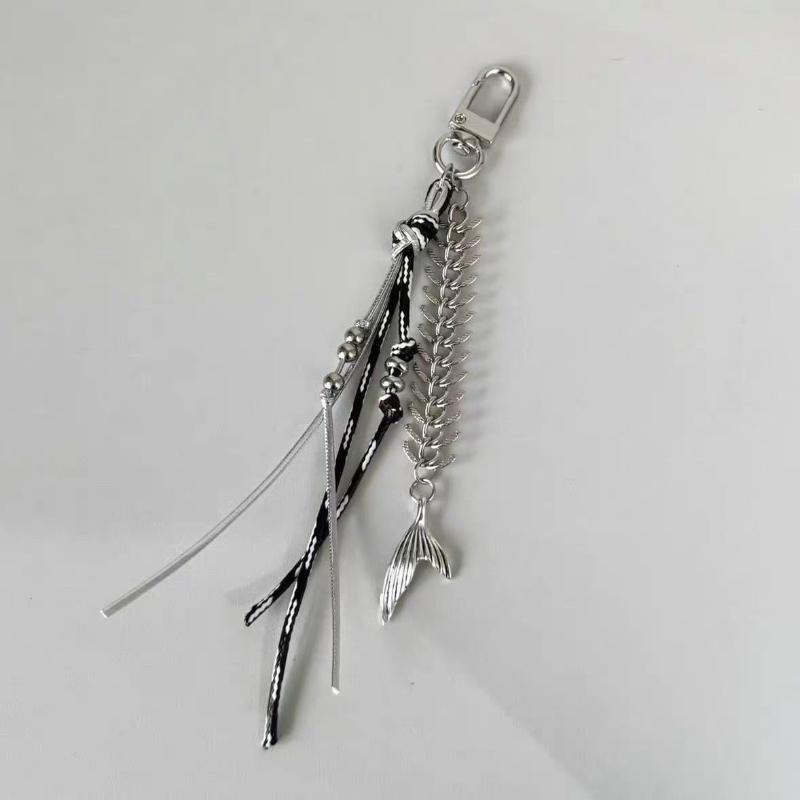 

Punk Fish Bone And Tail Keychain Creative Fashion Weaving Rope Bead Pendant Backpack Decoration Pendant Accessories Gift A1