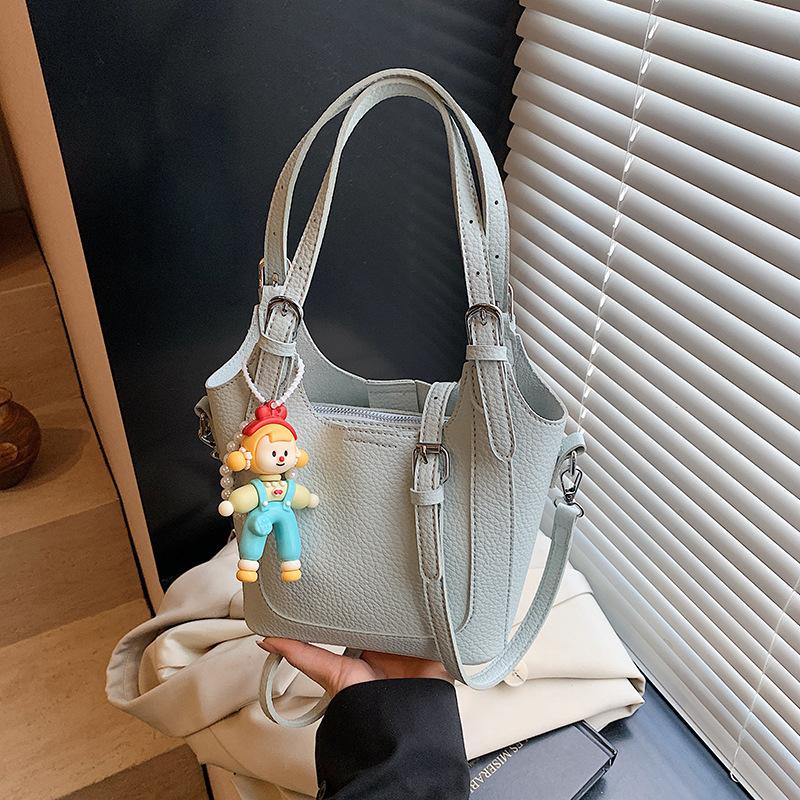 Fashion hand-held women's bags New retro underarm shoulder messenger bags Casual work commuter bucket bags