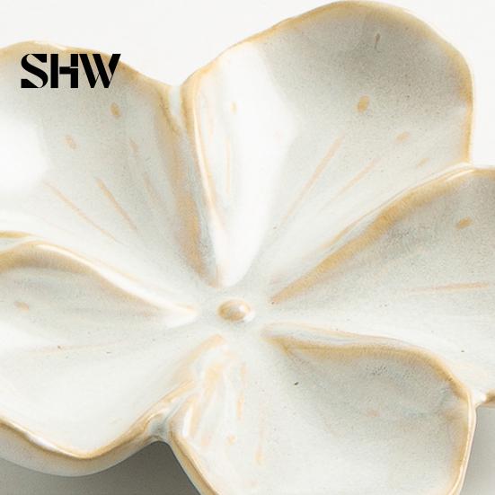 Retro Glaze Dipping Bowls Cherry Blossom Sauce Dish, Ceramic Sushi Soy Bowl, Small Unique Kiln Change Tableware Decorative Seasoning Appetizer Serving