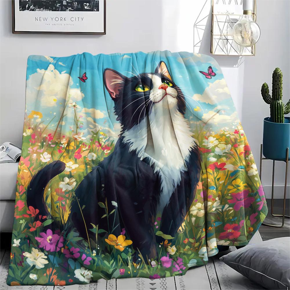 Beautiful Calico Cat,pattern Flannel Blanket, High quality Comfortable for All Seasons, Home Decor, Warmth and Comfort, Perfect for Gifts.