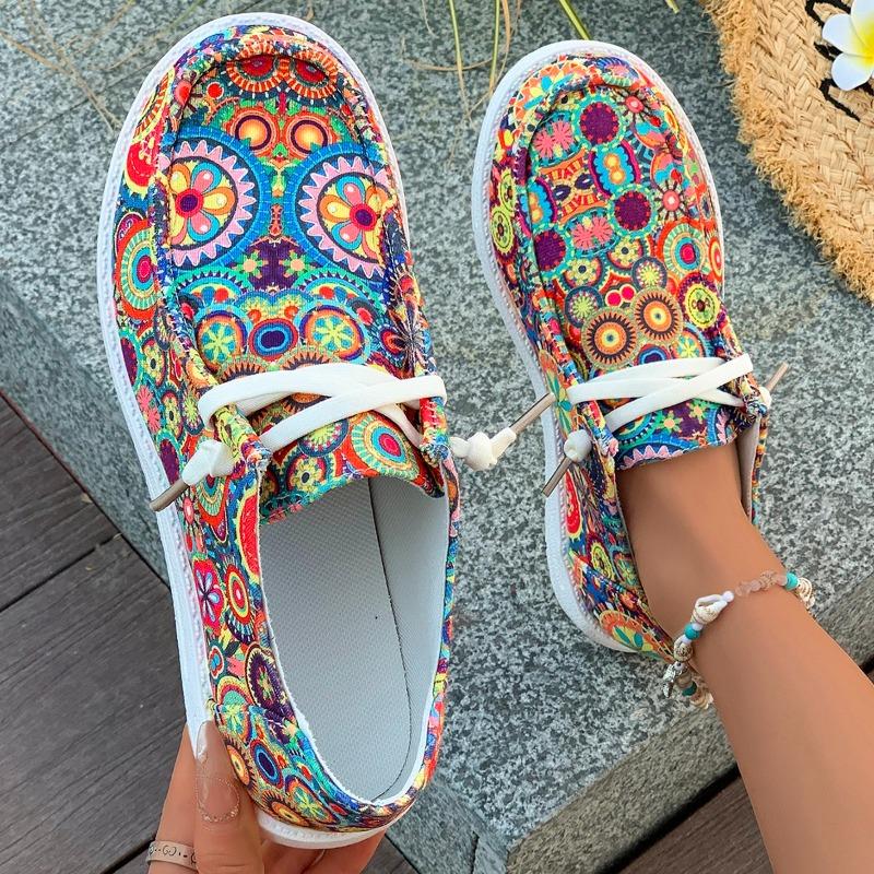 Fashion Canvas Shoes Women's Slip On Fashion Print Canvas Sneakers Low Top Casual Non Slip Lightweight Women Comfy Walking Flat Shoes