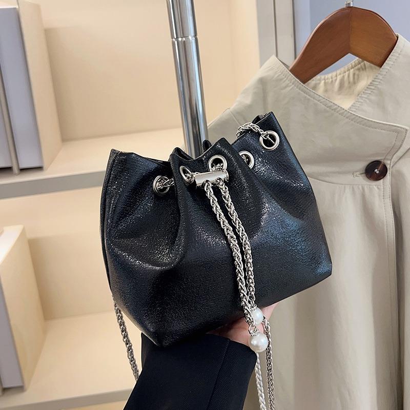 New bag women's fashion high-end texture shoulder bag casual versatile chain crossbody bucket bag niche style