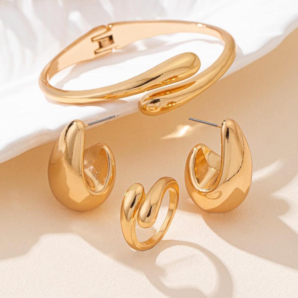 Gold Water Drop Jewelry Set: Bracelet, Ring & Earrings - Elegant Light Luxury Design