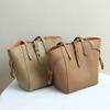 New Women's Large Capacity Cowhide Tote Bag Versatile Fashion Shoulder Bag for Commuting Work Female Trendy Bucket Handbag