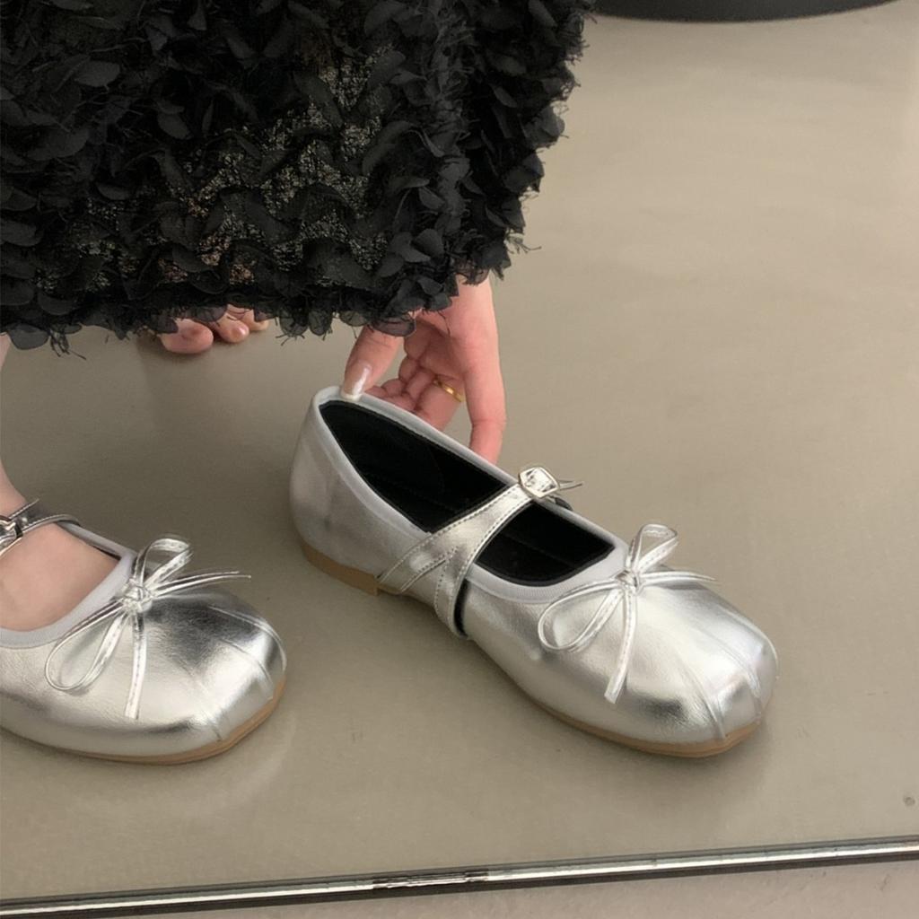 Silver Mary Jane Women's Shoes 2025 New Summer French Single Shoes Flat Bottom Beautiful with Skirt Ballet Small Leather Shoes