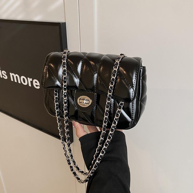 

Popular small bag women s new versatile chain messenger bag shoulder small square bag чёрный
