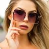 Fashion  Gold Bee Square Sunglasses Women Retro Oversized Glasses Men Shades Metal Frame Ladies Sunglasses Zonnebril Dames