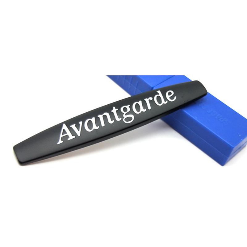 10x1.7CM Auto Seiten Metall Aufkleber Heck für Mercedes Benz Avantgarde Grand Edition Emblem W211 W212 W213 W205 GLA GLK GL GLC GLE
