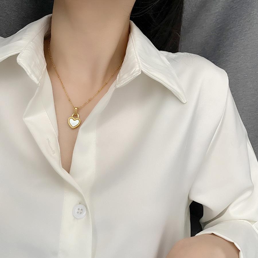 Stainless Steel Simple 2 Sides Black White Love Heart Pendant Necklace for Women Trendy Collar Jewelry Accessories Gifts