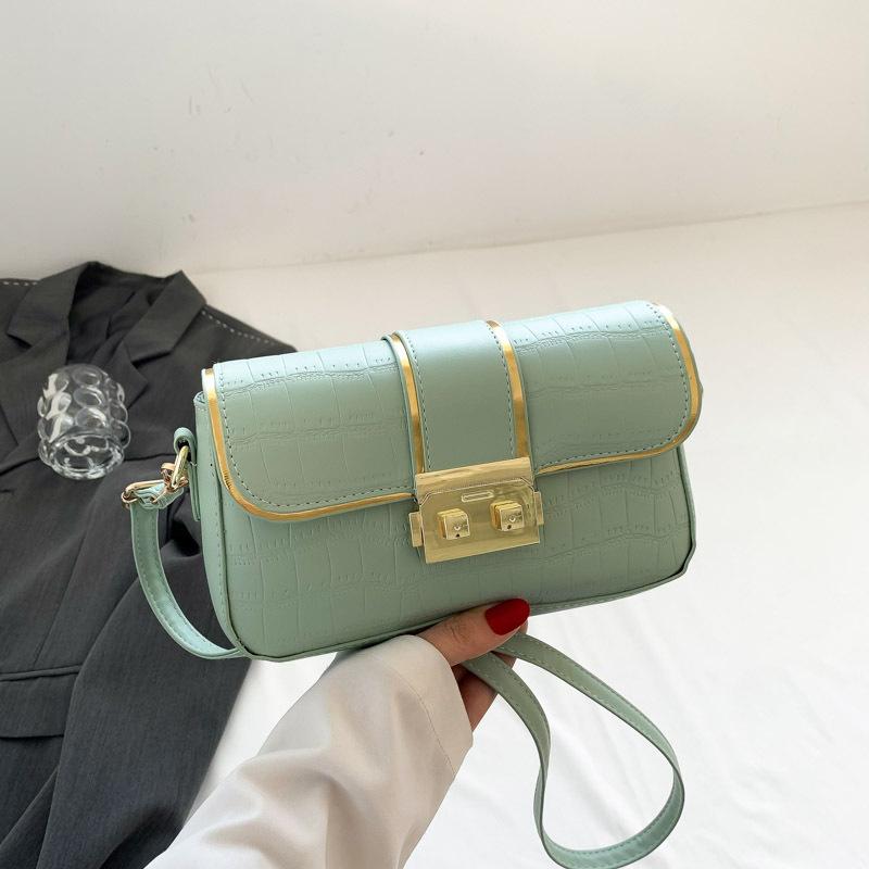 This Year's Popular Messenger Bag 2024 Summer New Bag Women's Fashion Trend Shoulder Bag Casual Simple Small Square Bag