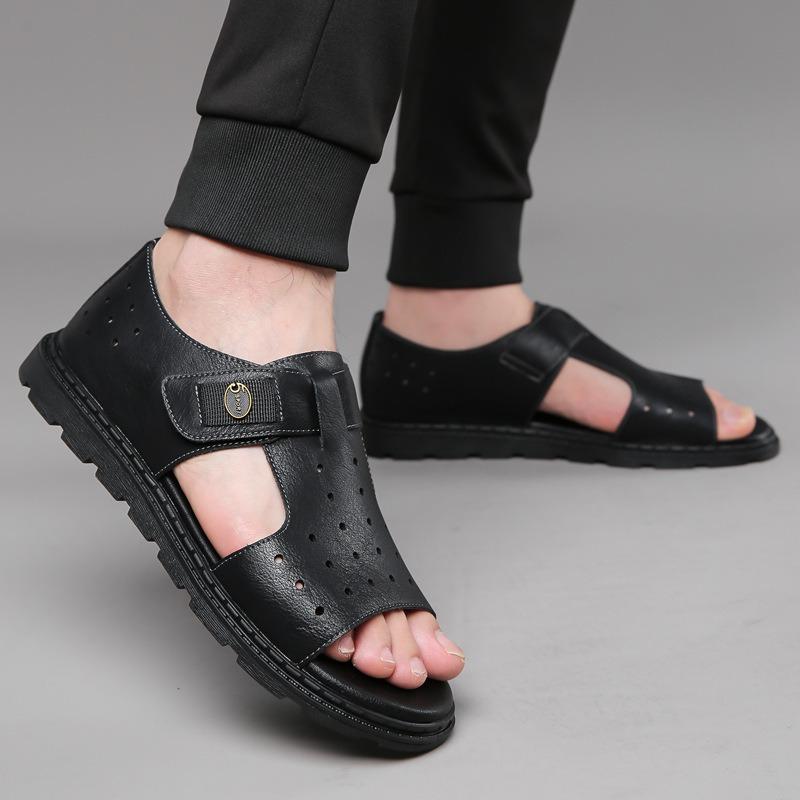 Fashion Designer's New Openwork Breathable Roman Style Men's Sandals Summer Fashion Hand-sewn Outdoor Beach Male Shoes