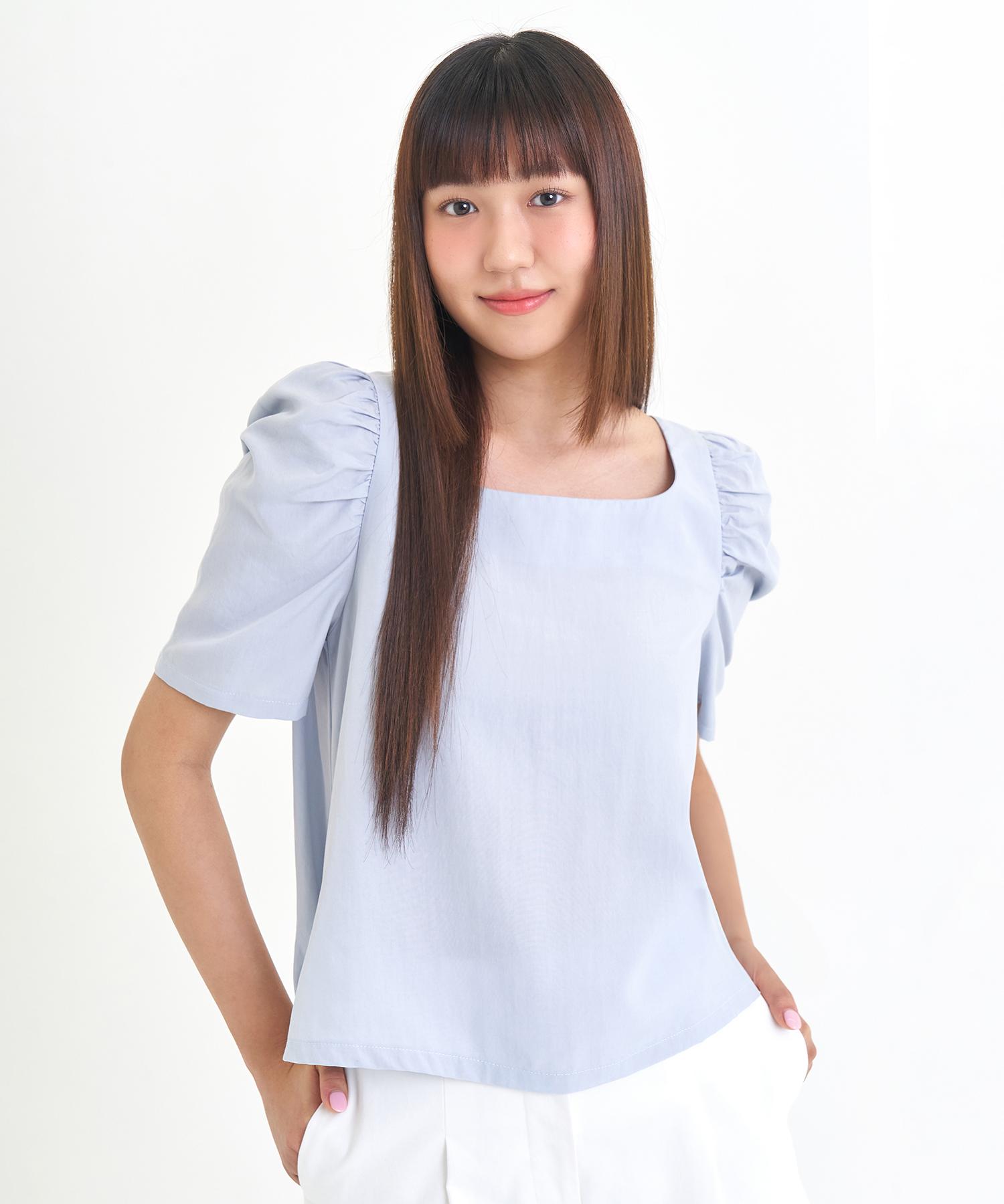 Retour Deux Vingt Quatre Square Neck Volume Sleeve Blouse (Light Blue) M