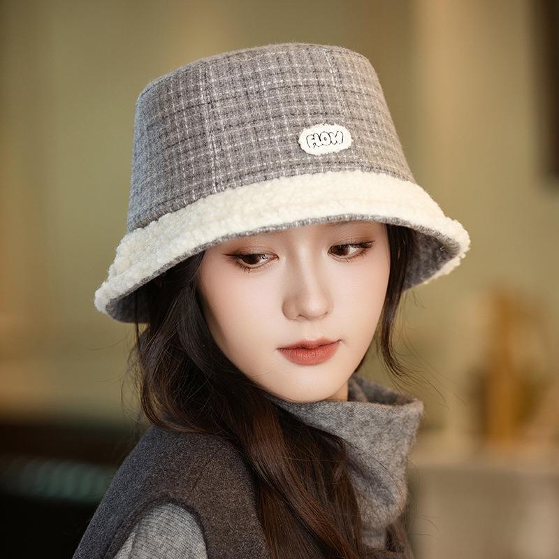 Autumn and Winter Hat Women's Large Brim Showing Face Bucket Hat Plaid Velvet Bucket Hat Versatile Basin Hat