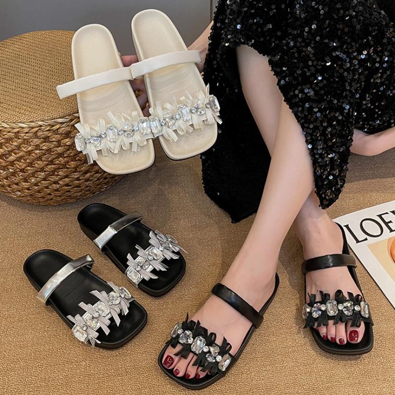 Fashion Luxury Crystal Women Slippers Summer Flats Sandals Woman Shoes Fashion New Walking Soft Slides 2025 Trend Elegant Bow Flip Flops