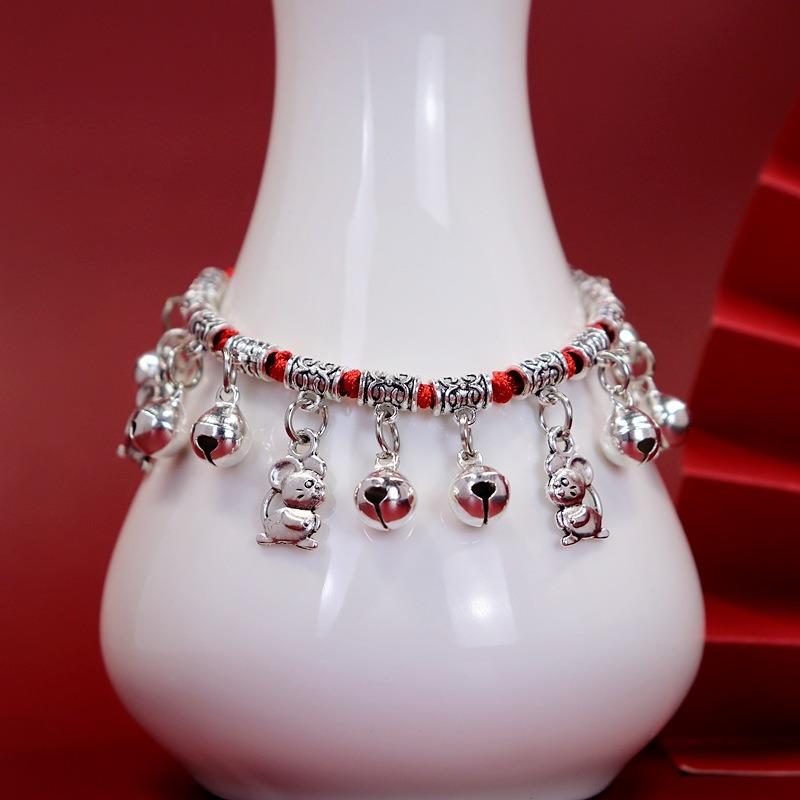 

Zodiac red rope bracelet, bell weaving rabbit, men s and women s versatile temperament, hand rope, New Year s anklet with jewelry