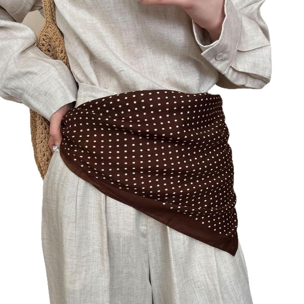 2025 Retro Chic Women's Square Scarf: Autumn/Winter Neck Gaiter & Versatile Waist Accessory