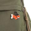 Pin's Émaillés Poisson Rouge Personnalisés Broches Chapeau de Sorcière Col de Chemise Revers Badges Mignons Drôles Animal Sorcier Bijoux Cadeau pour Enfants Amis