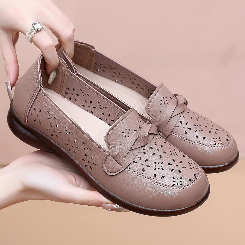 Soft-soled Shoes Sandals Baotou Flat-soled Elderly Women's Hole Shoes Single Shoes Non-slip Comfortable Women's Shoes Summer