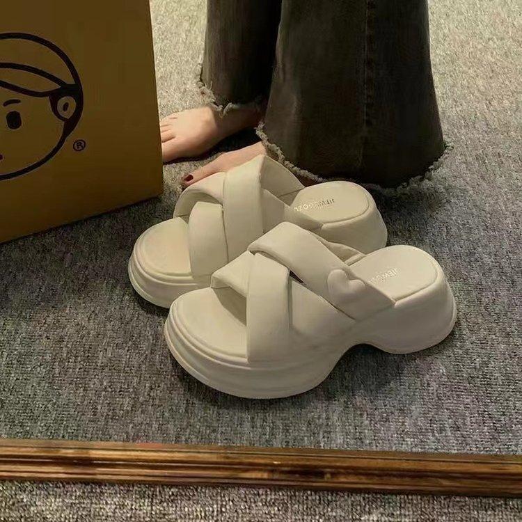 Dicke Hausschuhe für draußen Neue Sommer-Einriemen-Slipper Rutschfeste lässige coole Slipper