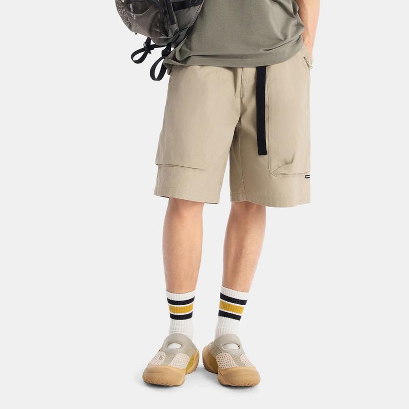 Li Ning CF Suo Solid Color Versatile Cargo Multi-Pocket Casual Shorts Men shorts Dark-Green AKSV221-5