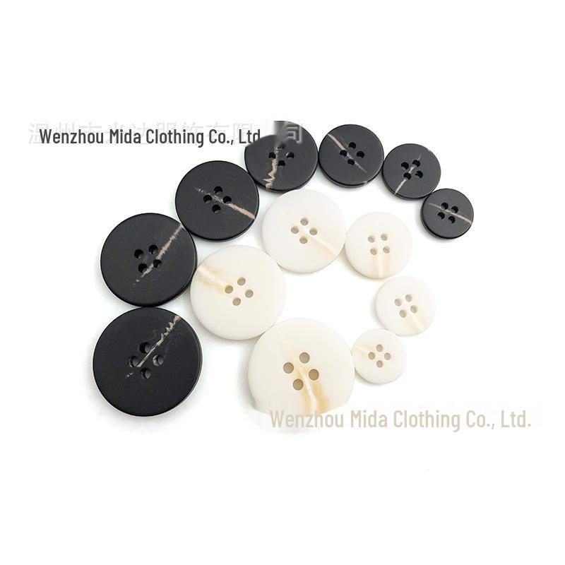 Ensemble de Boutons Ronds en Résine pour Manteaux et Pulls pour Dames – Comprend des Styles à Quatre Trous et à Motifs