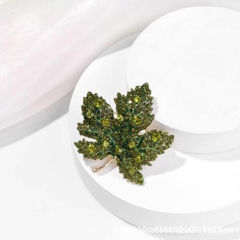 New Alloy Brooch High-end Niche Women's Peony High-end Pin Coat Suit High-end Versatile Brooch
