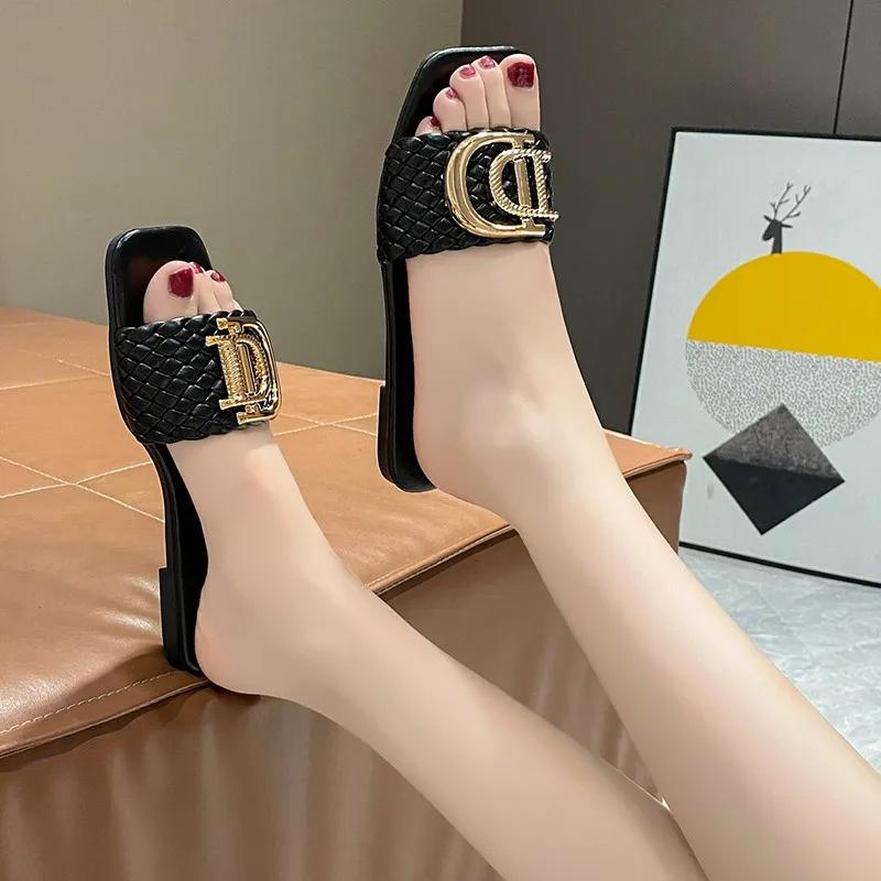Fashion Women Slippers Party Sexy Elegant Slippers Women Luxury Decor Weave Designer Flat Sandals Fashion Open-toe Vacation Slides Women