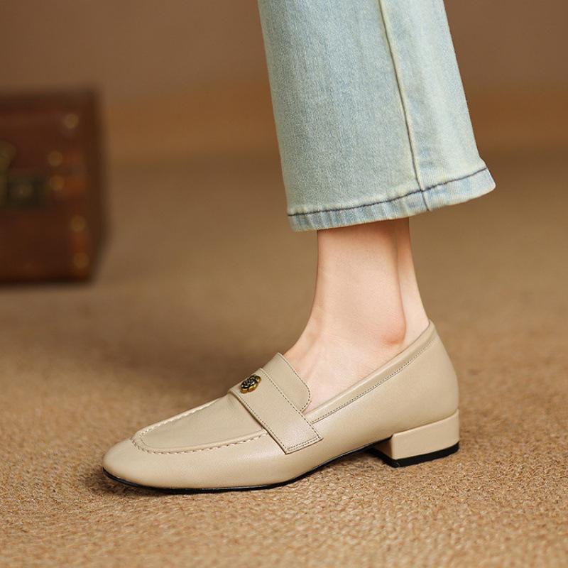 Four Seasons Casual Single Shoes New Comfortable Leather Lazy Shoes Shallow Mouth Low Top Large Size Round Head Women's Shoes Low Heel Cow Muscle Sole