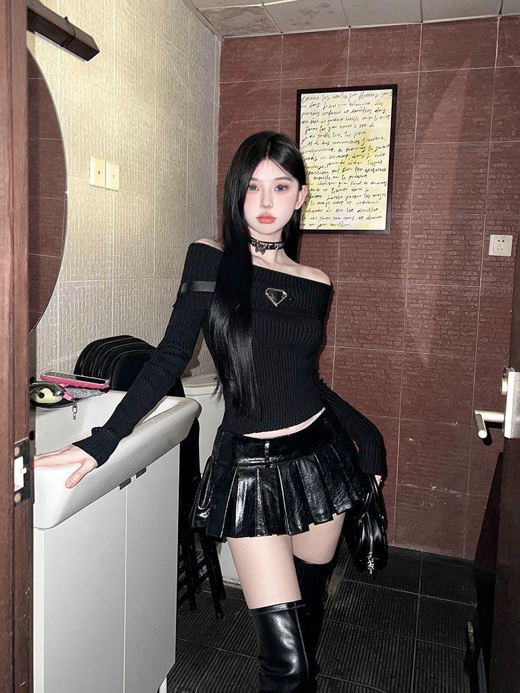 Sweet Spicy Girl One-Shoulder Knitted Top - Autumn/Winter Long Sleeve Off-Shoulder Sweater