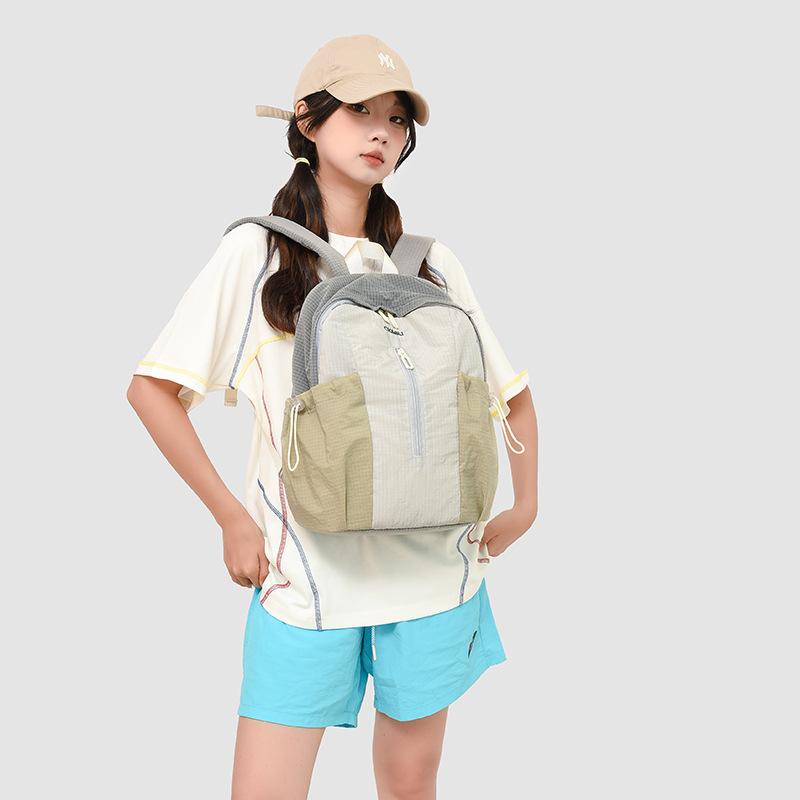 Schoolbag New Backpack Travel Lightweight Outdoor Leisure Backpack Women's Japanese Simple Commuter Premium Sense Backpack