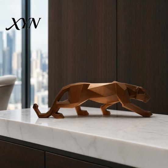 Minimalist Polygonal Animal Figure 3D Printed Cheetah Figurine, Compact Geometric Faceted Sculpture, Durable Matte Leopard Statue for Home Office
