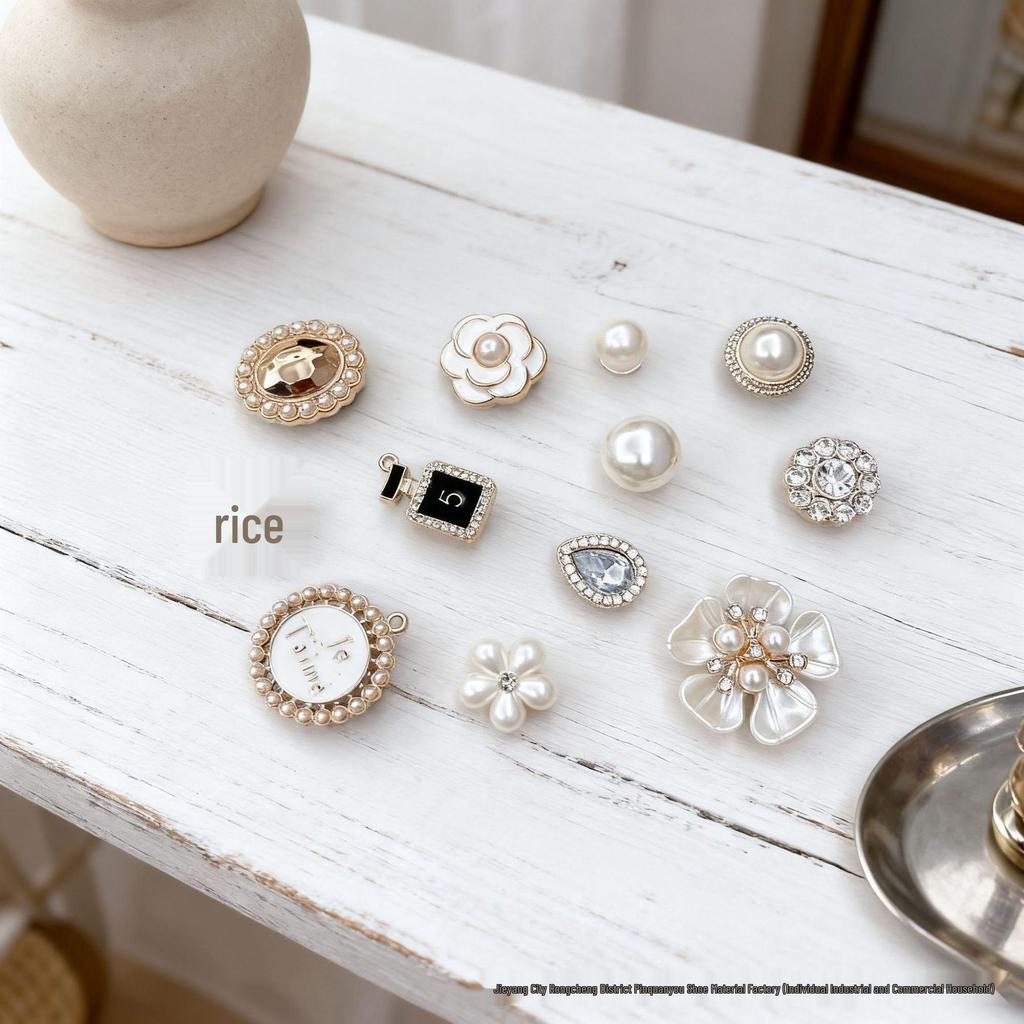 Exquisite DIY Sparkling Diamond Flower Buckles for Cross-Hole Shoes