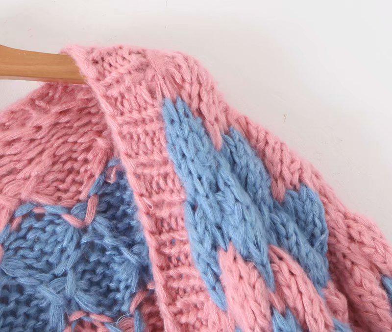 European Color Block Wave Pattern Chunky Knit Lantern Sleeve Cardigan for Autumn/Winter Women.
