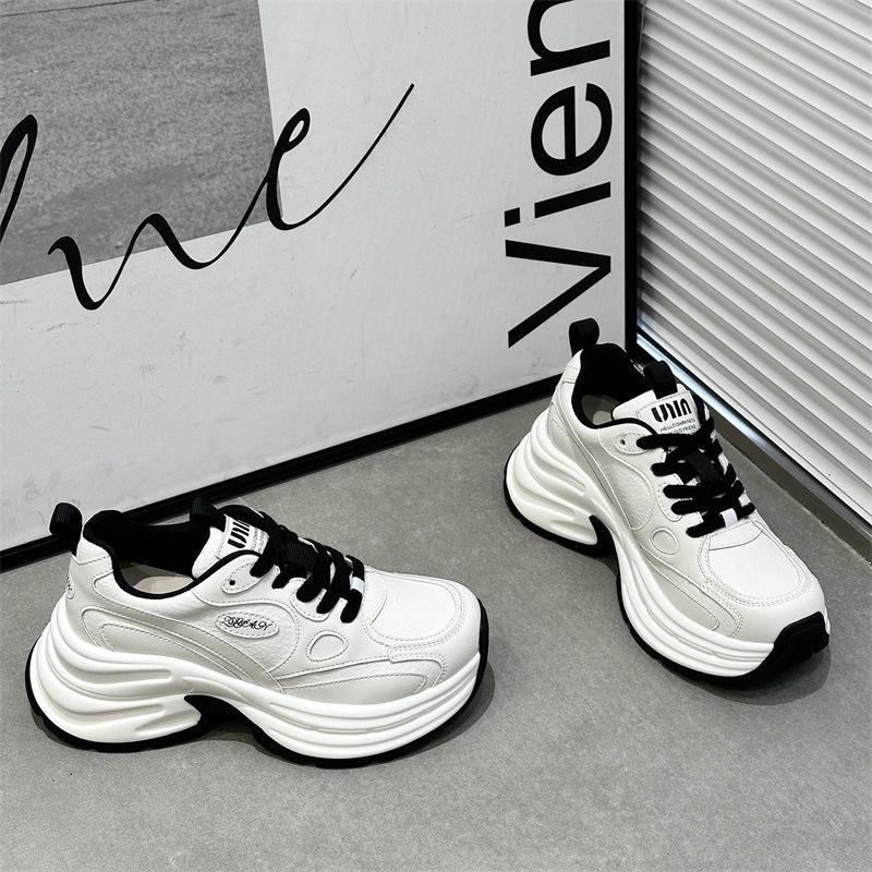 

Маффин на толстой подошве маленький мужчина увеличивает рост универсальные папины кроссовки женские 2025 осень и зима новые кожаные кроссовки с круглым носком 40 чёрный