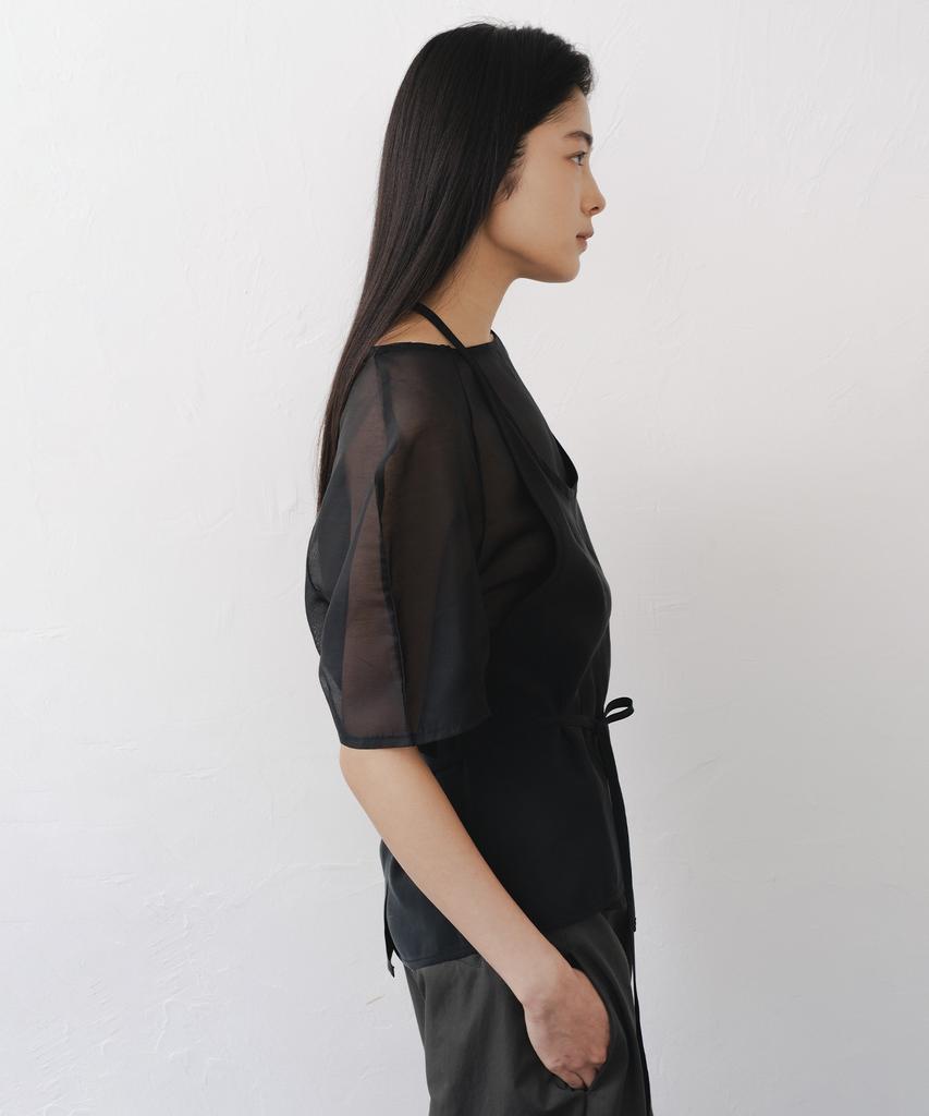 AFTERGLOWOOL Sheer Half Sleeve Blouse-Black