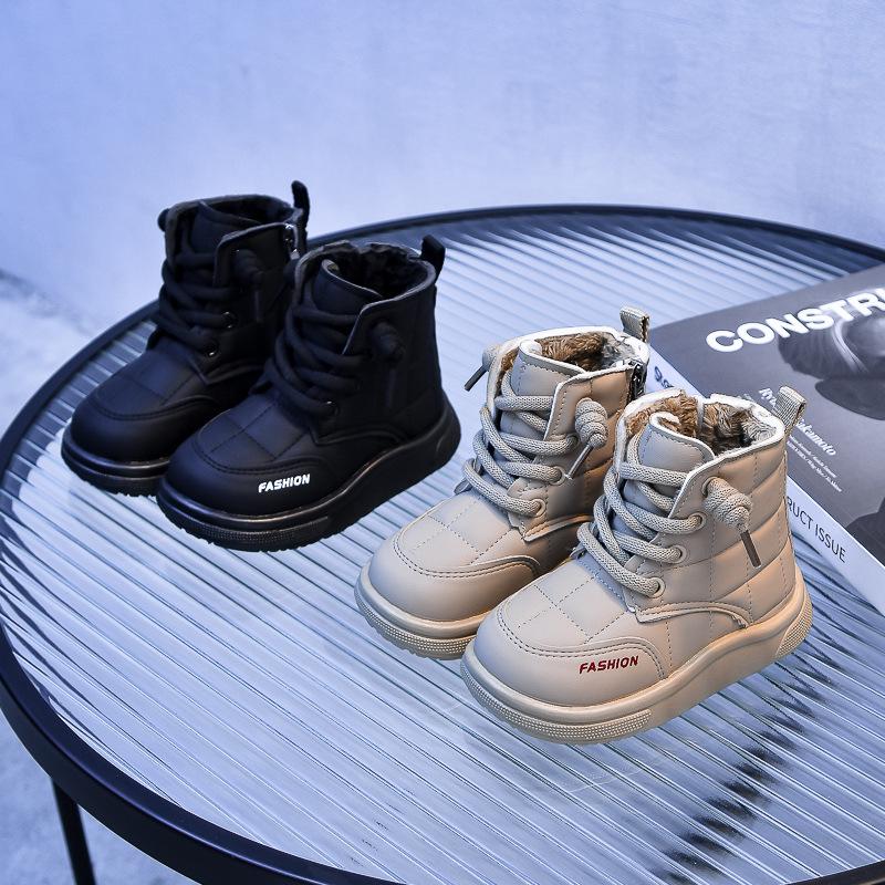 Kinder 2023 Koreanischer Stil Fleecegefütterte Baumwoll-Stiefeletten: Weiche Sohle Winterwärme für Jungen und Mädchen High-Top Brotstiefel.