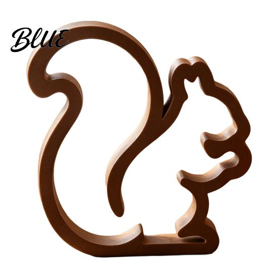 Decorative Figurines for Entrance Hall 3D Printed Squirrel Figurine, Minimalist Statue, Hollow Animal Ornament Living Lightweight PLA Art Ornaments