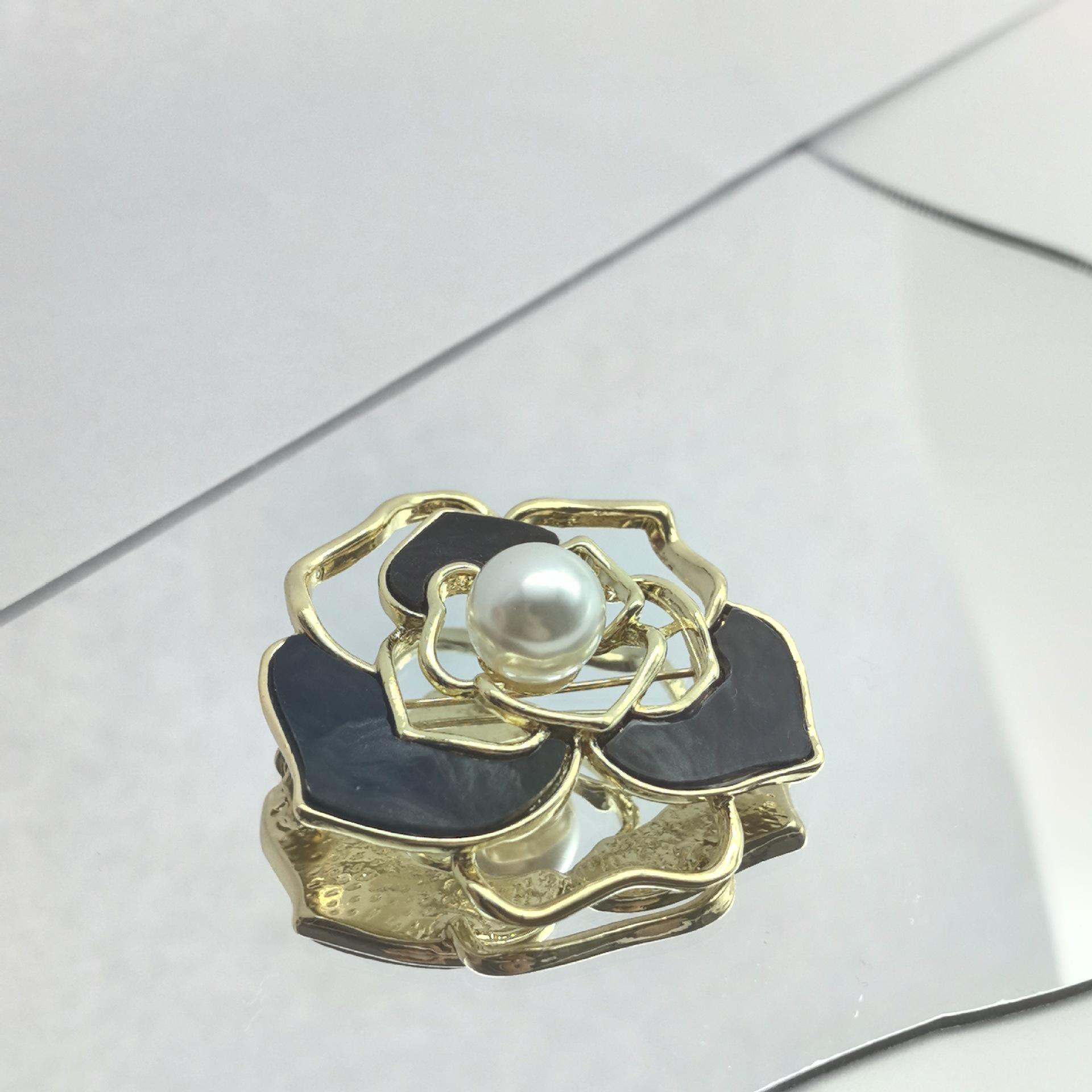 Elegant Camellia Pearl Brooch - Korean Style Butterfly Pin for Women